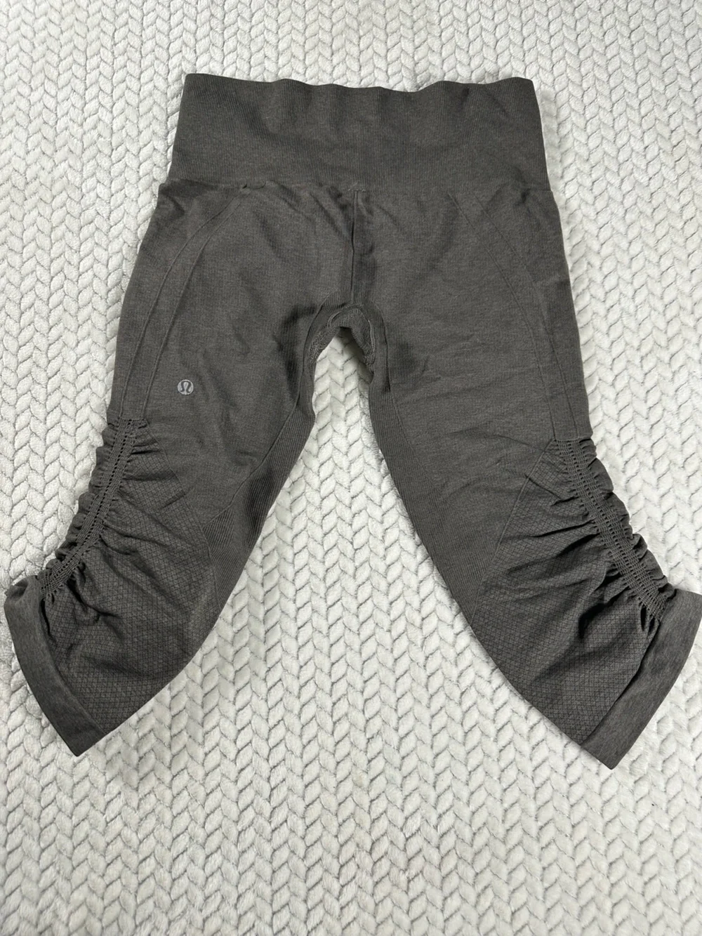 Lululemon In The Flow Crop 6 Heathered Fatigue Green Seamless Pant